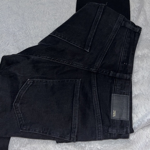 Zara black high rise jeans - Picture 5 of 8